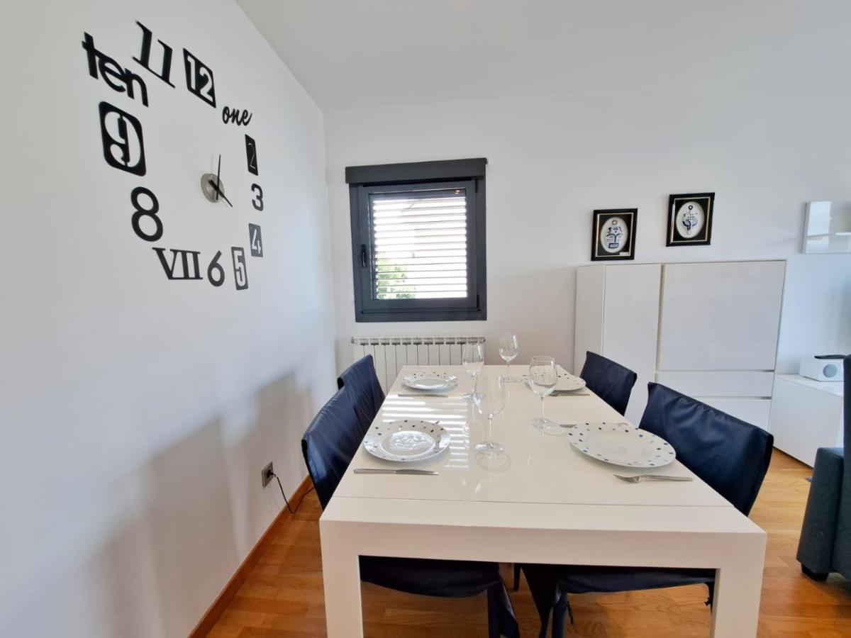 Baiona, Playa Santa Marta, Piscina Apartment ภายนอก รูปภาพ